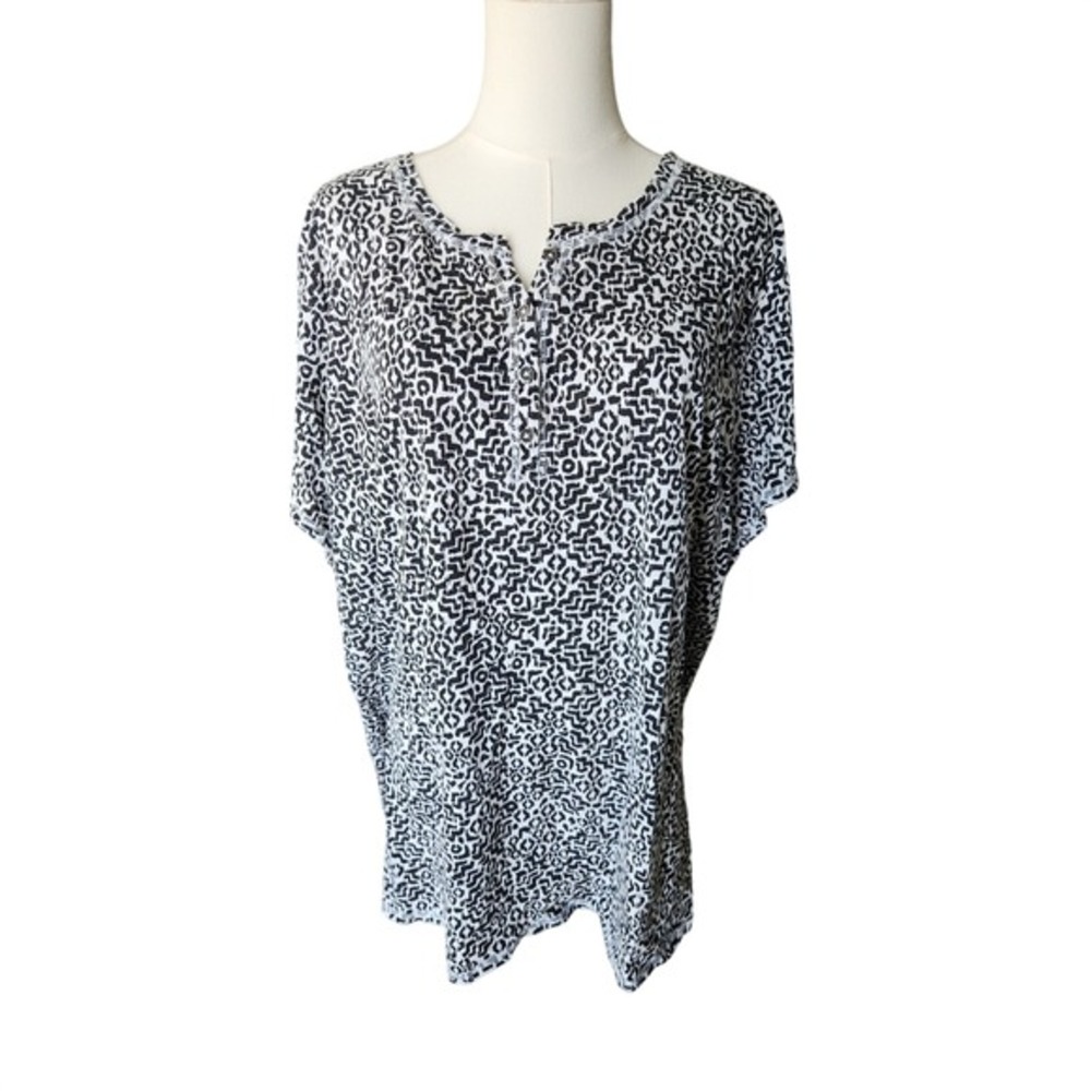 Liz‎ Claiborne Womens 3X Black White Abstract Print Tunic Top